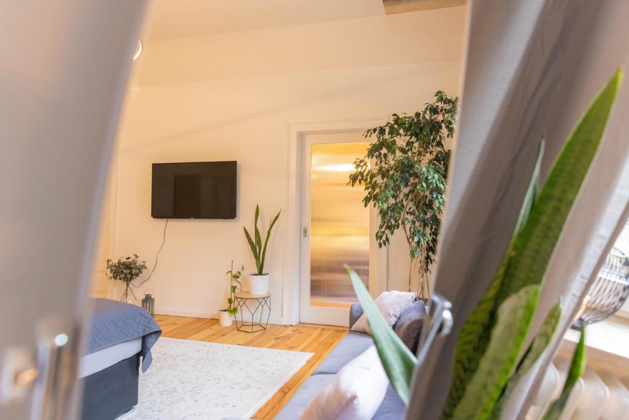 Zentral In Coburg: Exklusive Stadtwohnung - Ideal Fuer Gruppen Екстер'єр фото